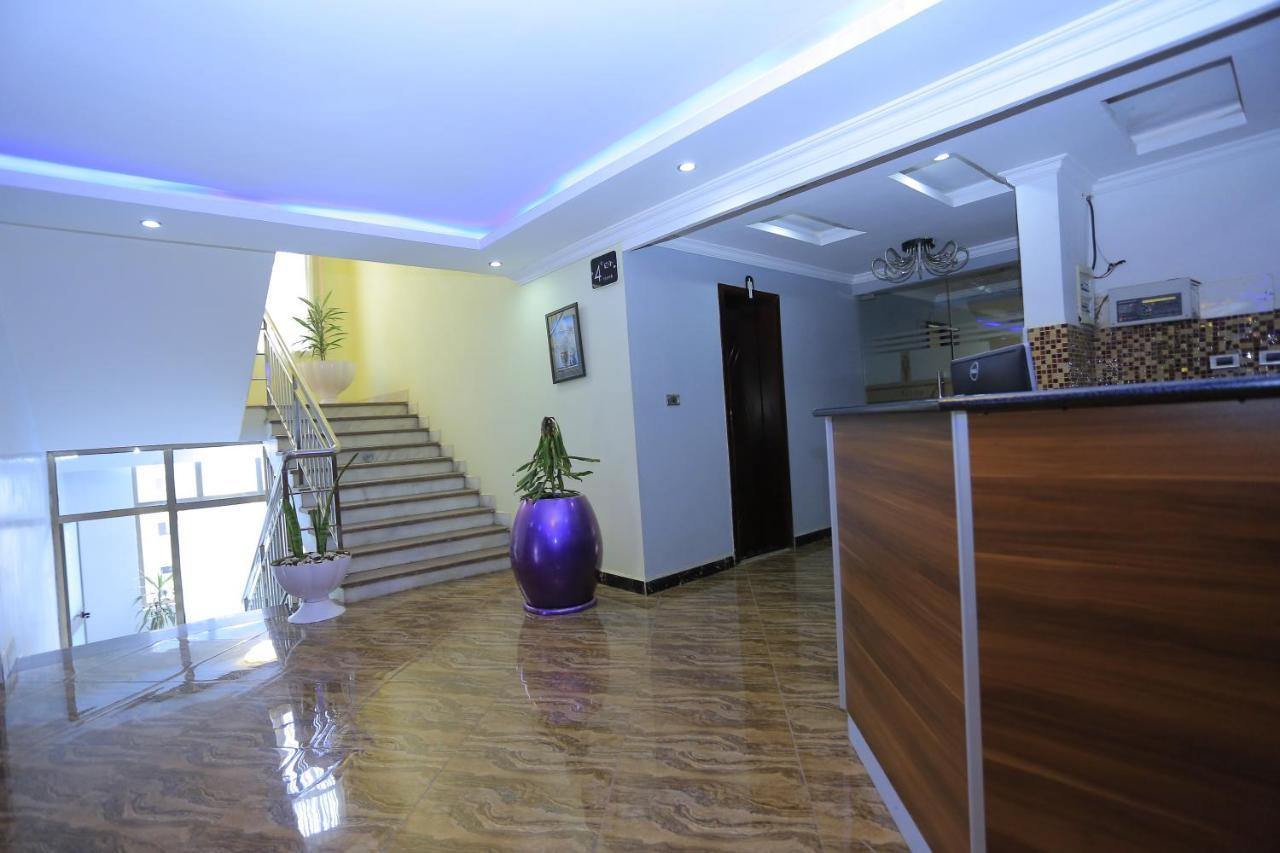 Yadonay Hotel Addis Abeba Esterno foto